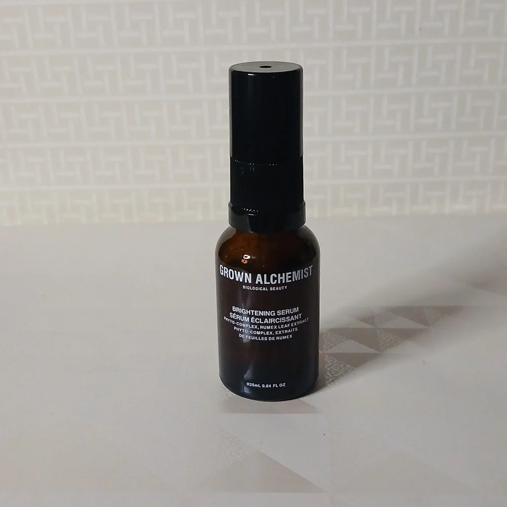 NIB 25 ML Grown Alchemist Brightening Serum